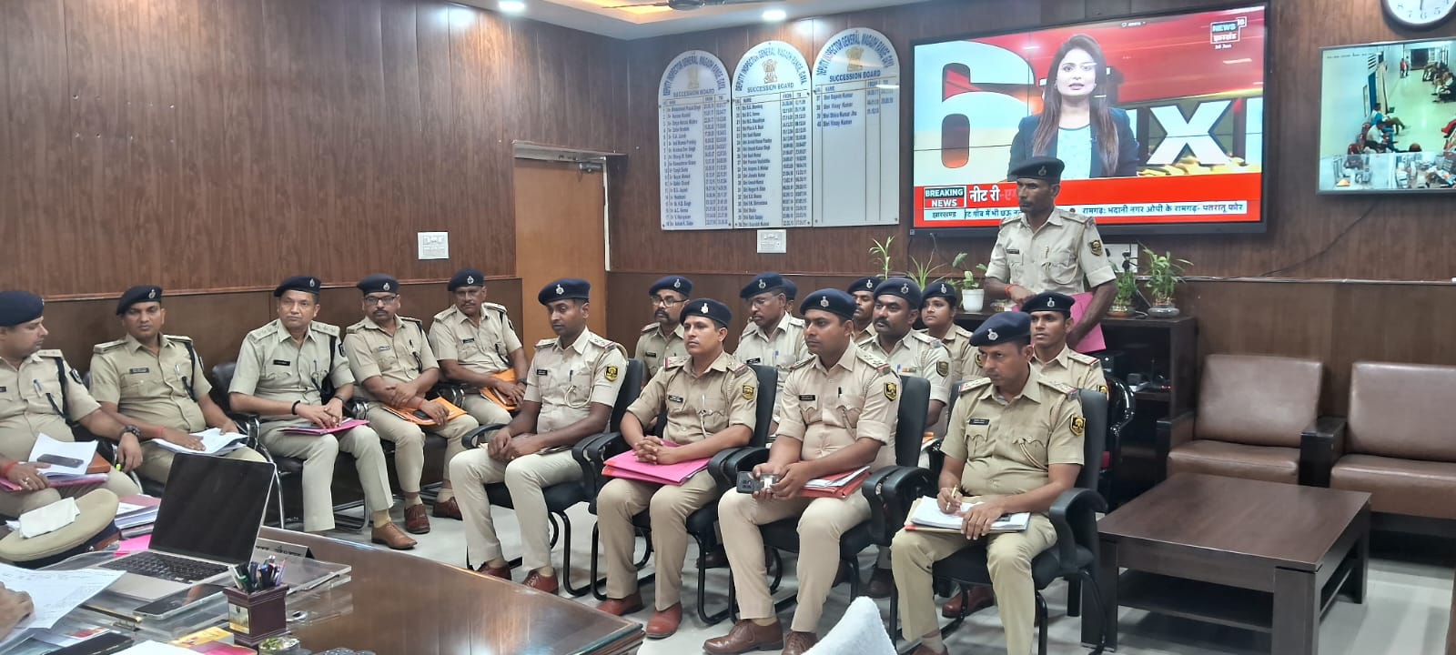 लंबित कांडों की समीक्षा, अनुसंधान में तेजी लाने का निर्देश